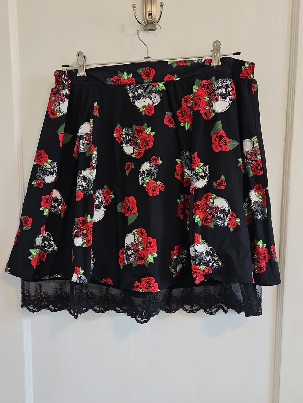 Spirit Black Skater Skirt with Red Rose & White Skull Print